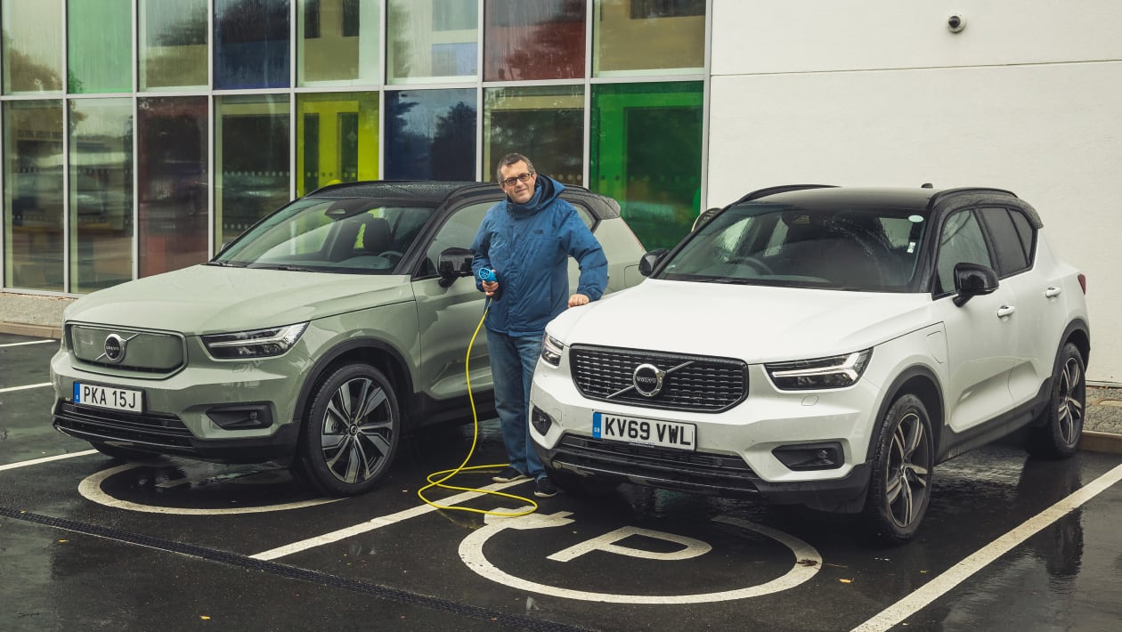 Volvo xc40 plug in deals hybrid price